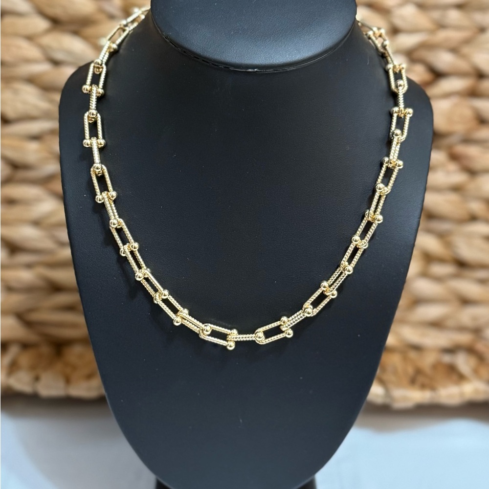 Elegant Gold Dipped Chain Necklace
